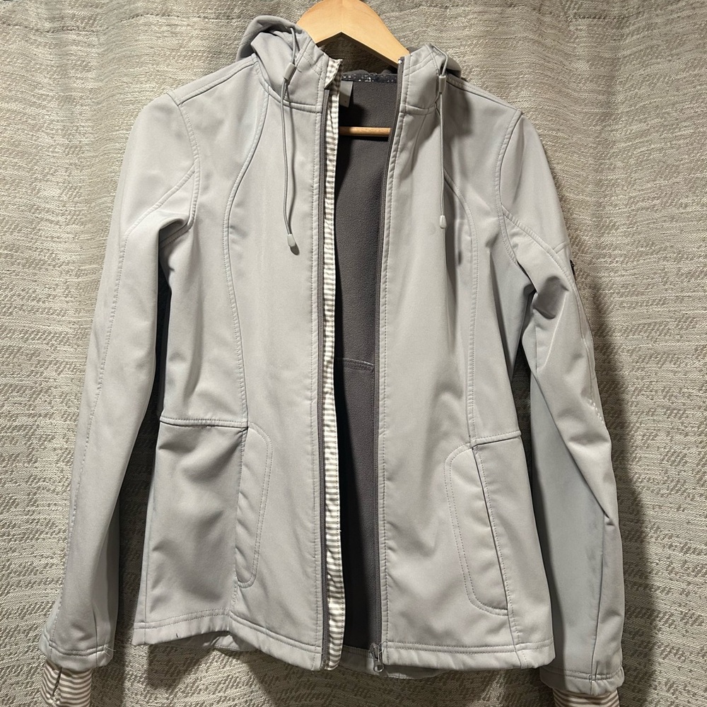 Mondetta Women’s Gray Hooded Jacket